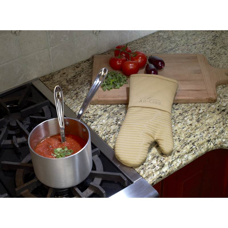 All-Clad 4-Piece Potholder and Oven Mitt Set, Much