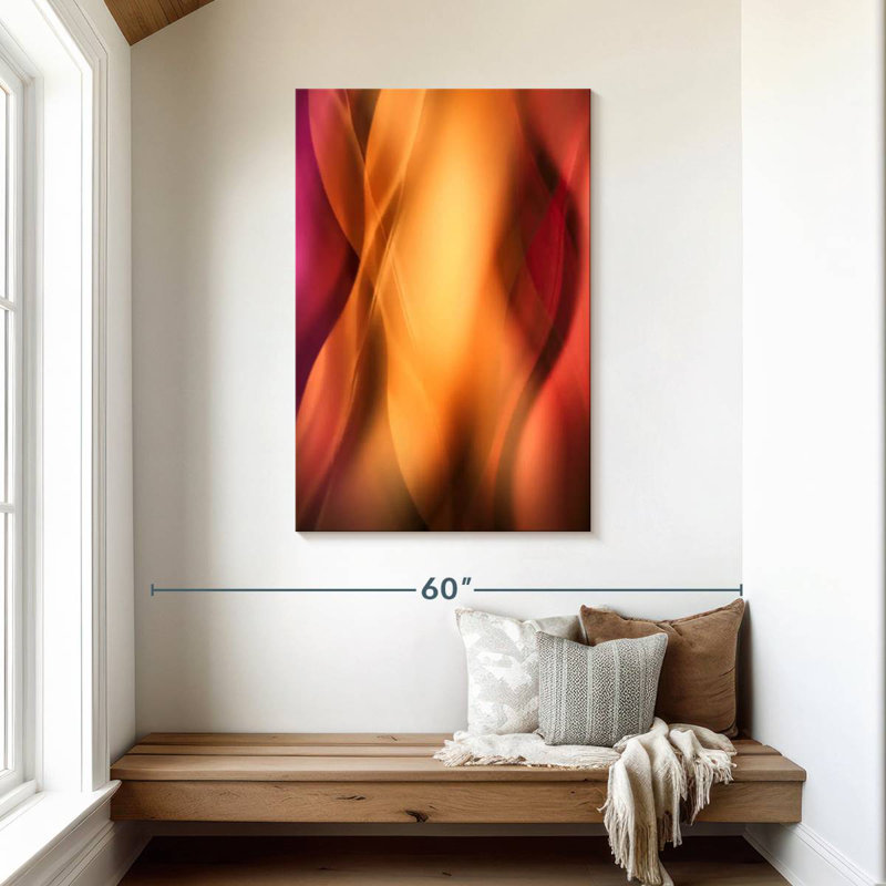 Avery Woman Curves, H 45 po x l 30 po