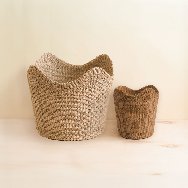 Small Scallop Basket, Brown
