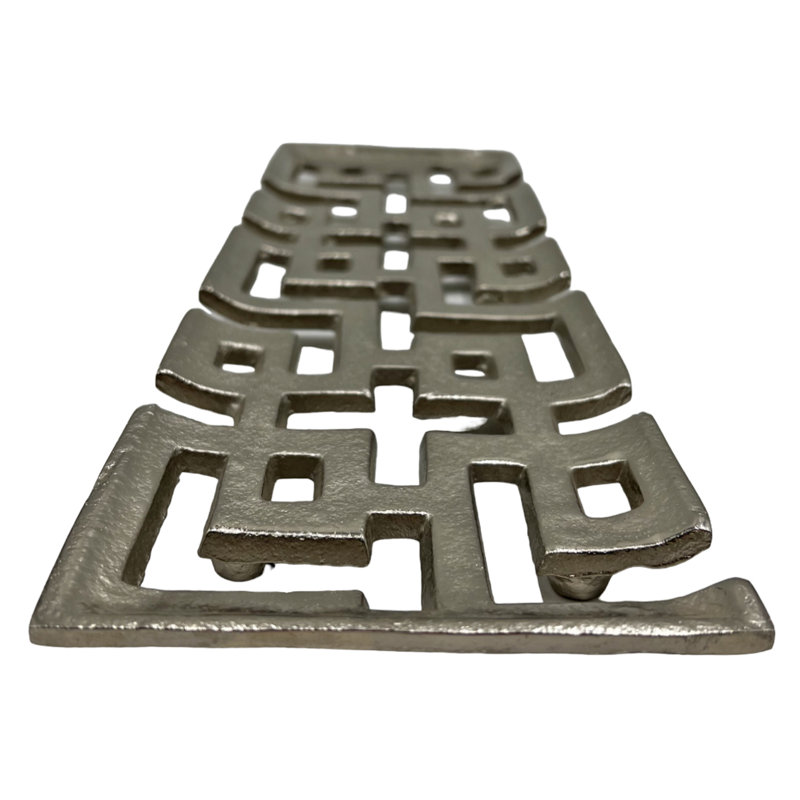 Plateau décoratif décoratif fait à la main en aluminium, H 1 po x l 15,5 po x P 5 po, Argent