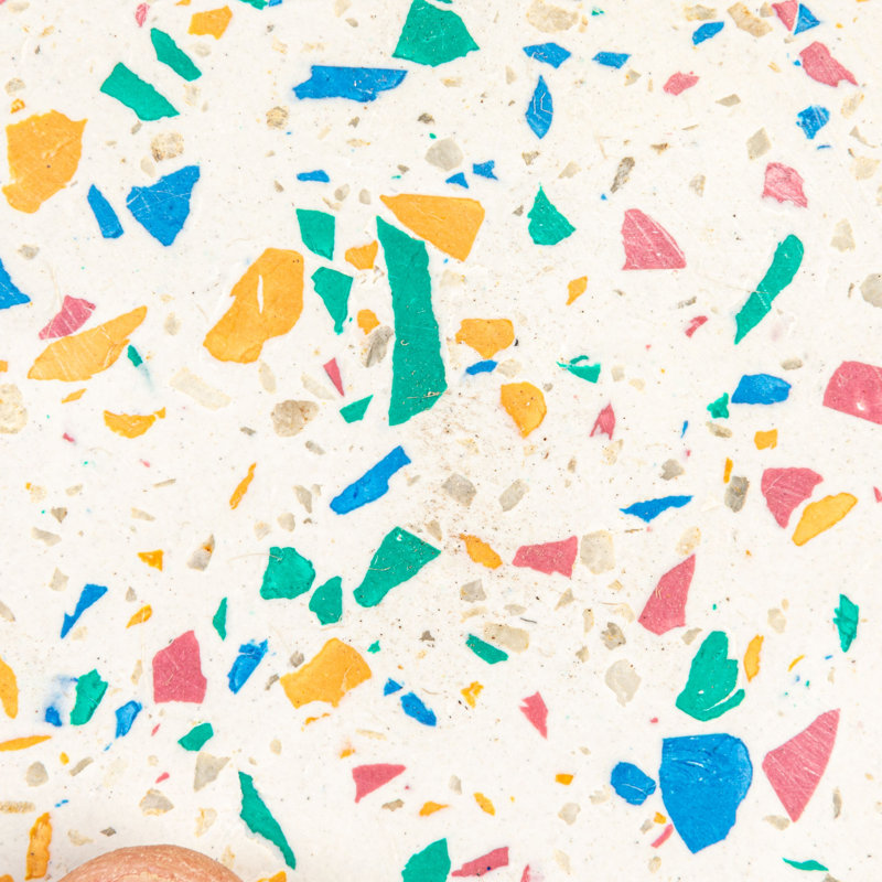 Ensemble de 4 sous-verres carrés en résine et terrazzo