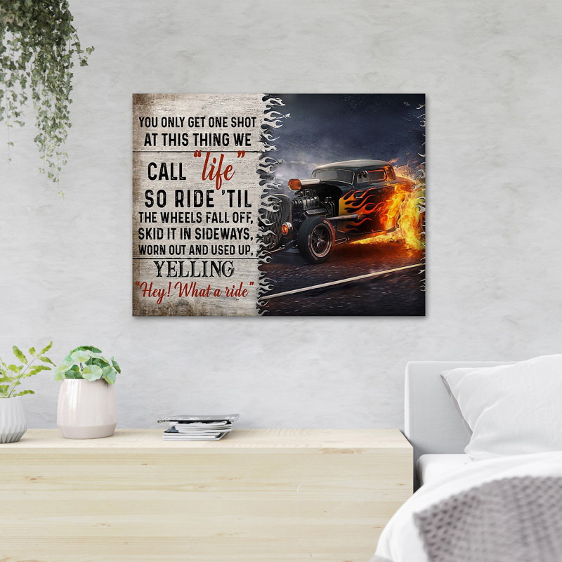 «A Car On Fire», impression sur toile tendue, H 24 po x l 36 po x P 2 po
