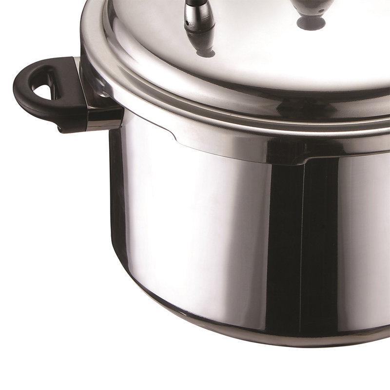 Brentwood 9.5 Qt. Pressure Cooker