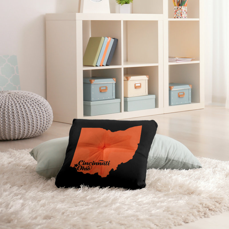 Coussin de plancher touffeté, 26 po x 26 po, Noir / Orange, Cincinnati