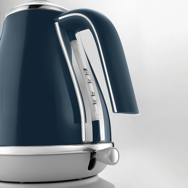 1.7L Icona Metallics Kettle, Black