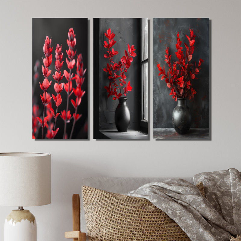 Rouge, noir, eucalyptus romantique I - Collection d'art mural eucalyptus, Toile tendue, H 28 po x l 36 po, Ne s’applique pas