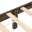 Structure de lit très grand en bois massif avec tête de lit à broche-305938424