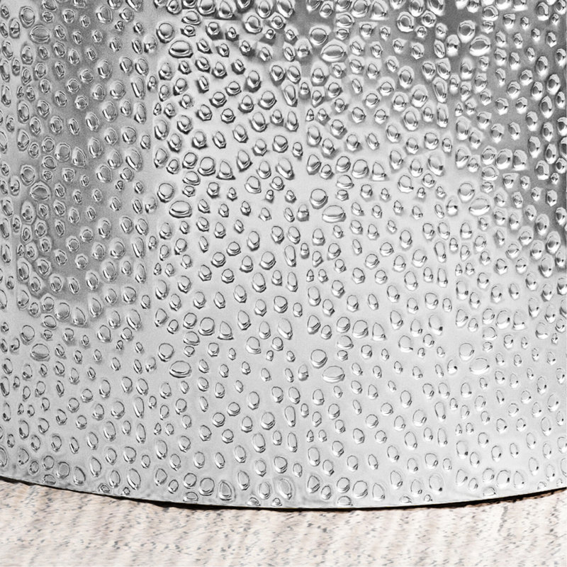 Élégante table d'appoint en fer - surface martelée, aucun assemblage requis, structure en métal argenté à deux, Argent argent