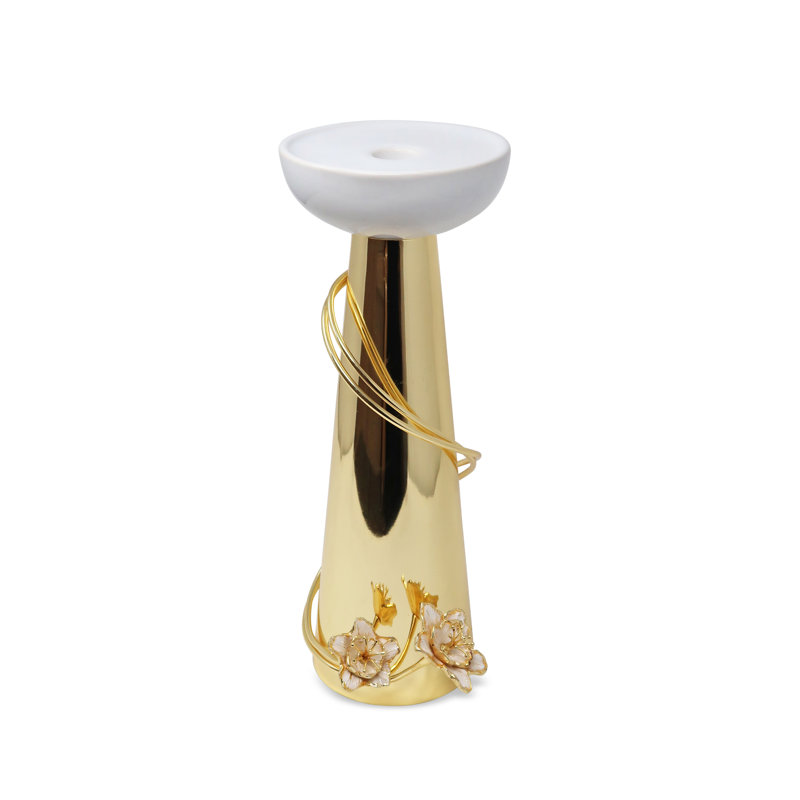 Bougeoir en porcelaine avec détail fleur, 12.8" H x 3" W x 3" D