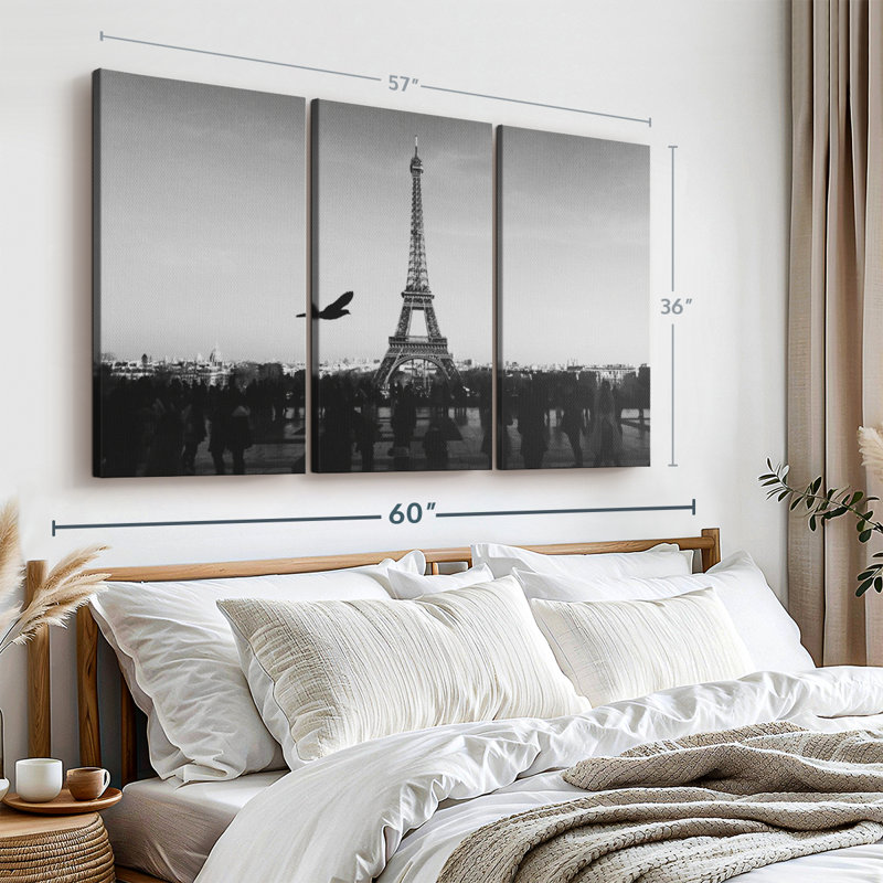 «Overcast Eiffel Tower», 3 pièces, H 36 po x l 57 po 
