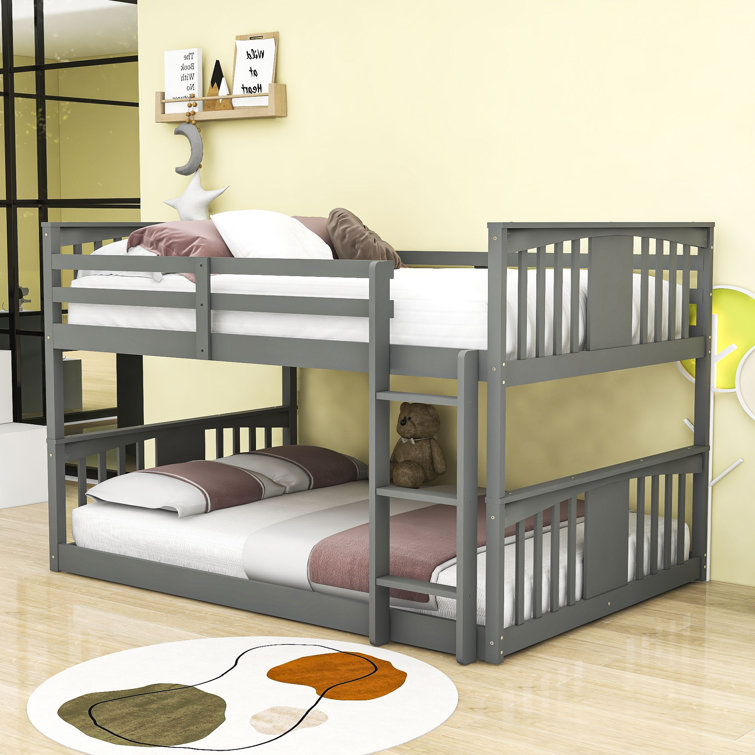 bunk bed with cot gates