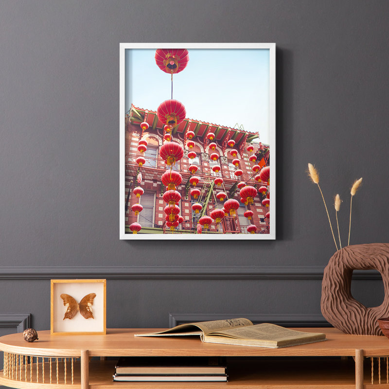 «Lovely Lanterns I», reproduction encadrée - bois massif, Blanc, H 14 po x l 11 po