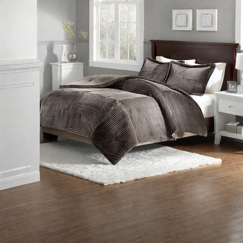 Luxurious King Bedding Sets, Polyester Plush, Cozy Bedroom Style