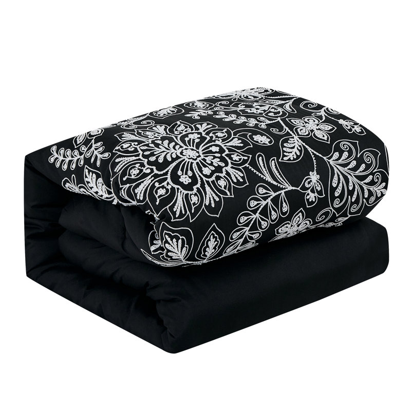 7 Pieces Embroidered Comforter Set Modern Colour Design Bed In A Bag, King Comforter + 6 Additional Pieces