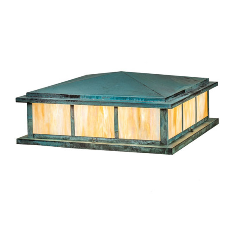 Seneca 4 - Light Pier Mount Light