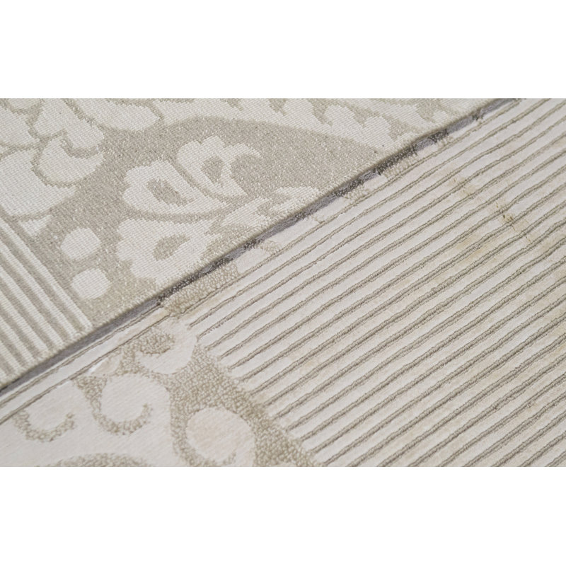 Hand Woven Wool Geometric Area Rug