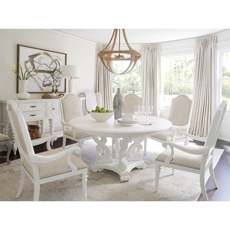 Villa Blanca Round Dining Table