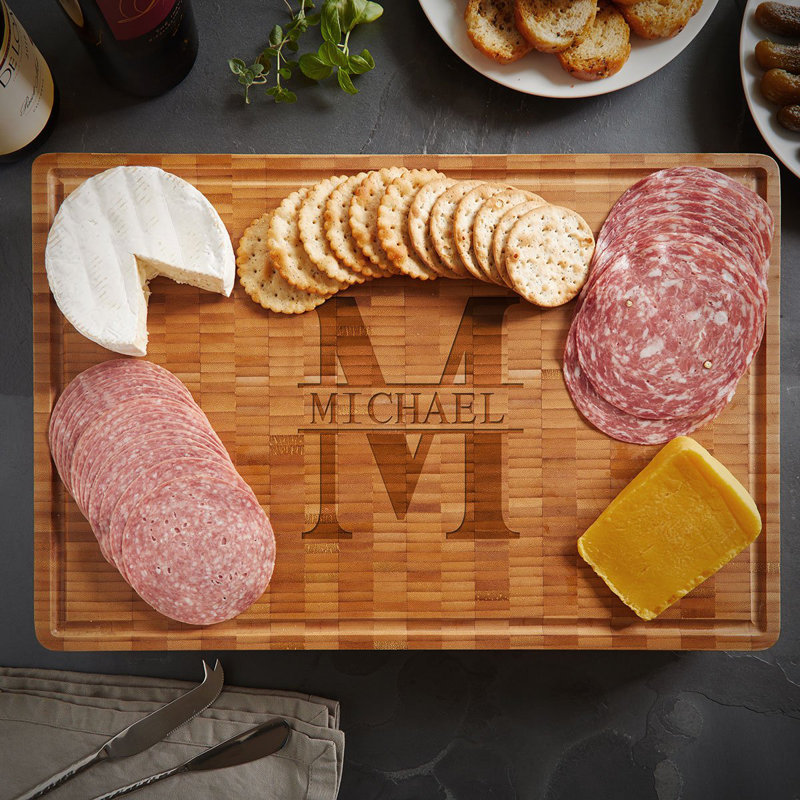 Planche à découper en bambou grain fin personnalisée Oakmont (2 po d'épaisseur), Oui
