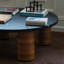 Table basse ronde de style ancien salon-105511168