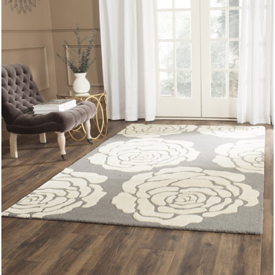 Cannen Hand Tufted Wool Floral Rug