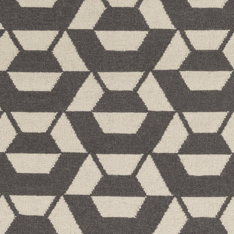 Geometric Indoor Rug, Rectangle 5' x 7'6"