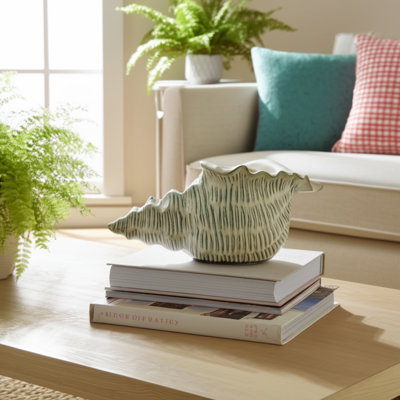 Ceramic Bowl Shell Shaped Decorative Sculpted Coastal Accent Bowl With Textured Detail And Artistic Design