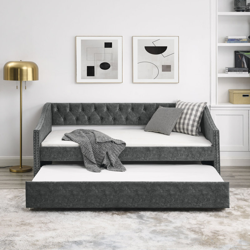 Lit de jour avec canapé-lit capitonné rembourré, avec bouton sur le dos et clou en cuivre sur les accoudoirs ondulés, Gris