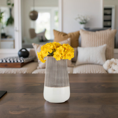 Ceramic Vase Contemporary Ivory and Beige Ridged Design Floral Vase For Decorative Table Accent