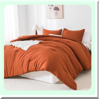 Terracotta Dream 3-Piece Lightweight Comforter Set - Oversized Fluffy Microfiber Bedding - All Season Soft Solid Bed Comforter - California Comfort