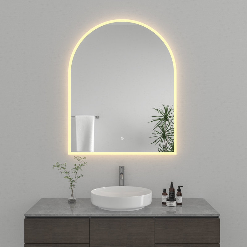 Miroir arqué de salle de bain à DEL 30 po x 60 po Kingston, Aurora