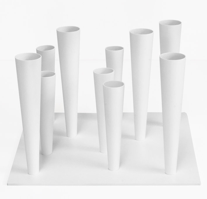 Bechard Metal Freestanding Umbrella Stand, White