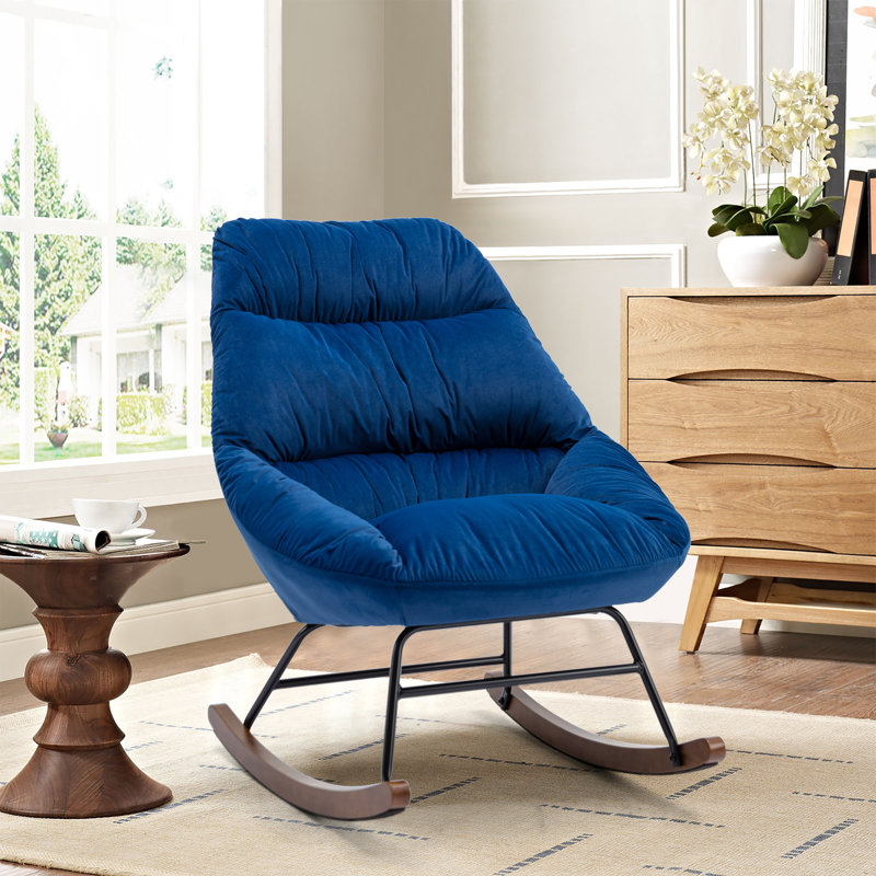 Chaise berçante Ireri, Velours bleu marine