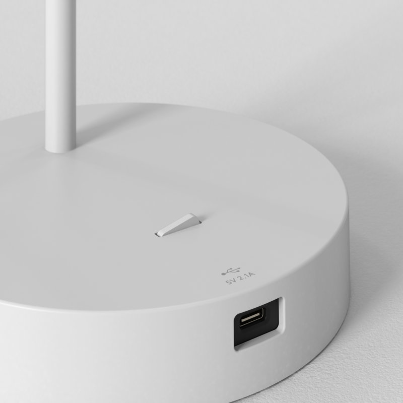 Enna Desk USB C, Matte White