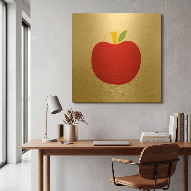 «Red Apple» par Ann Kelle, art mural en métal doré, 36 po x 36 po, 36 po x 36 po