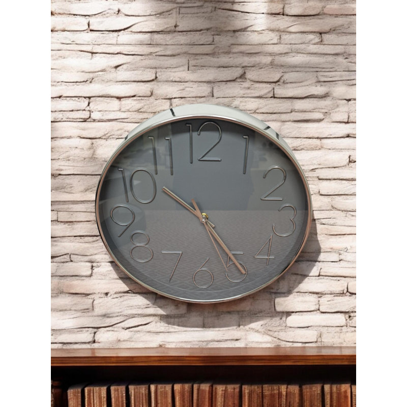 Geko Wall Clock