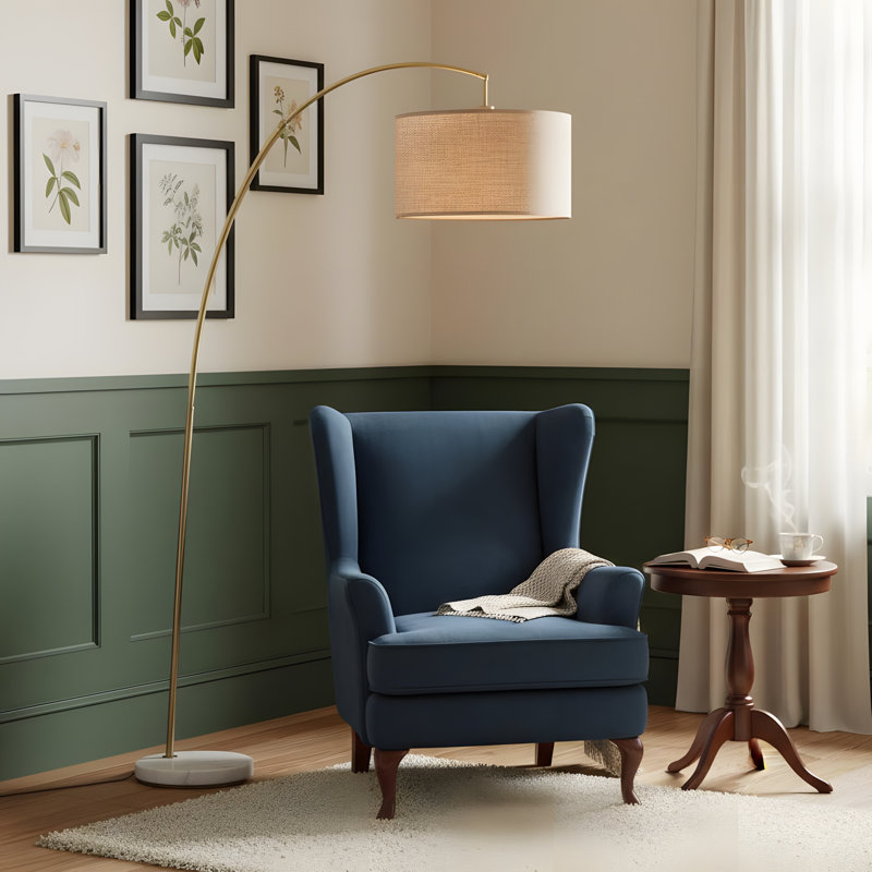 Lampe sur pied incurvée en métal de 86 pouces de hauteur «Bowery», beige et or antique, Doré