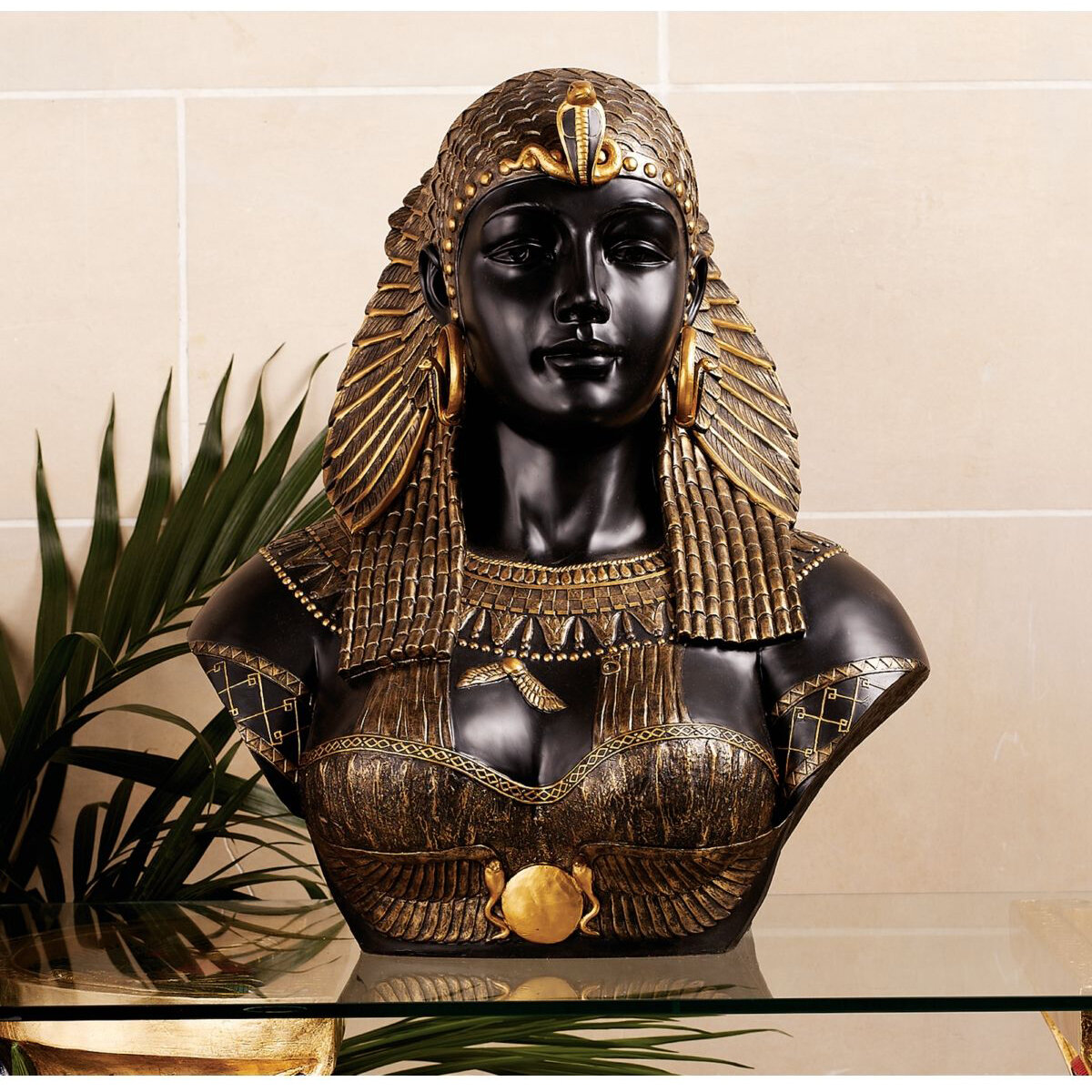 cleopatra statue