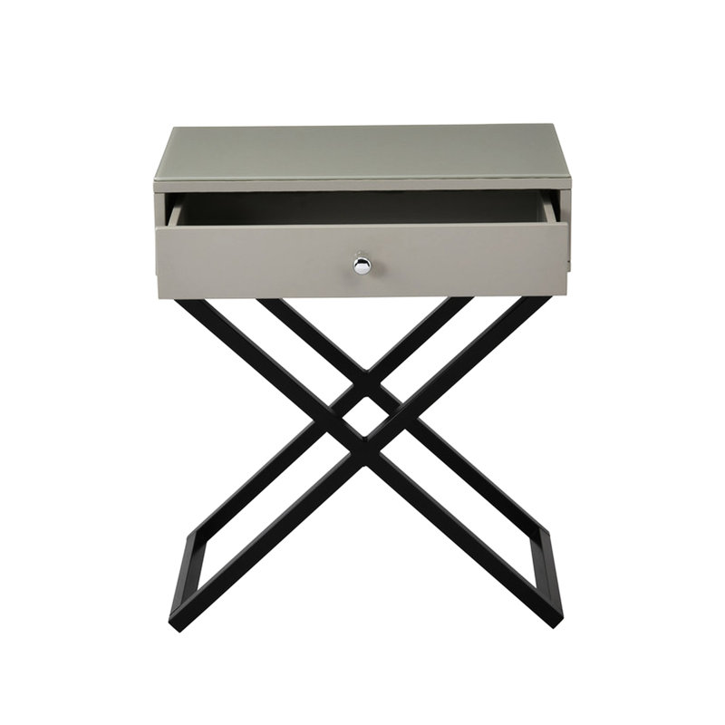 Table d'appoint taupe avec plateau en verre trempé, tiroir et base en métal 23 po x 26,5 po