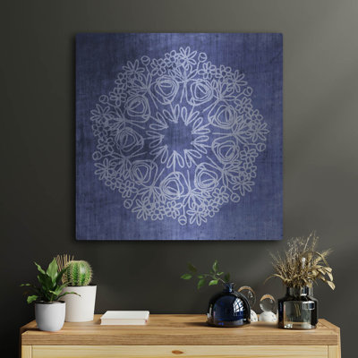 «Indigo Mandala» par Linda Woods