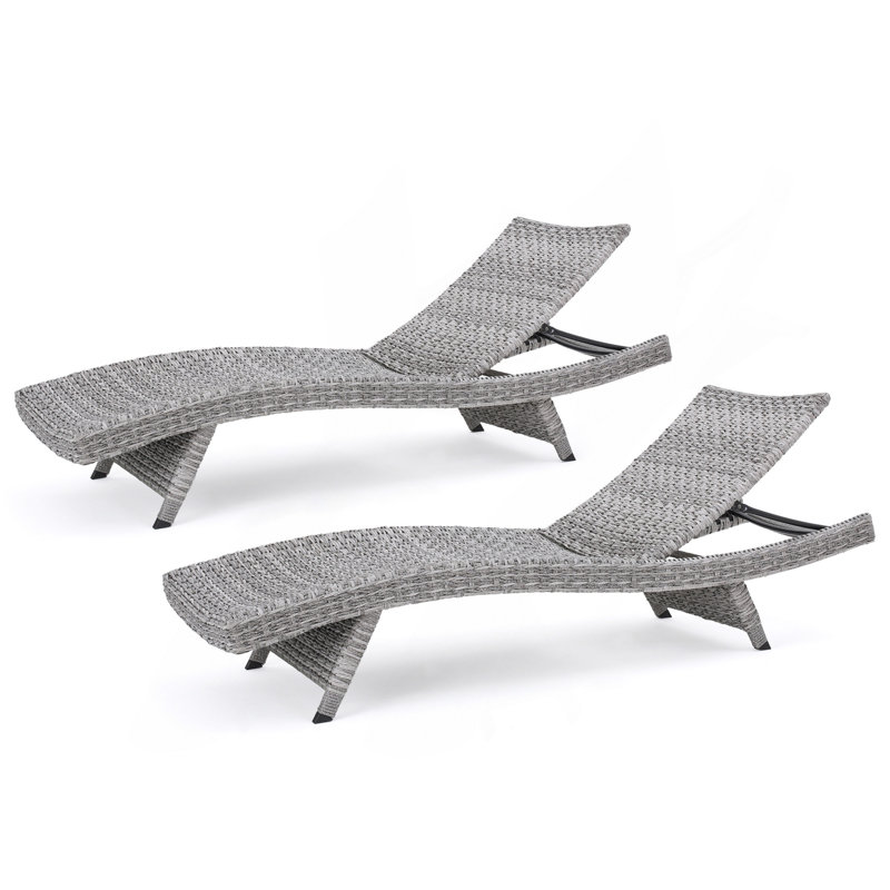 Chaise longue en osier crème