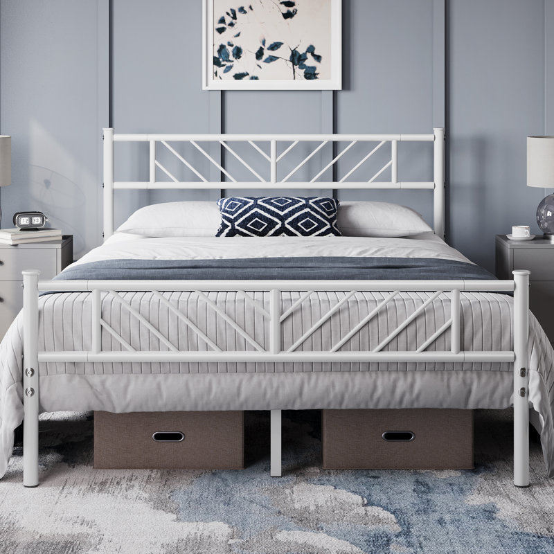 Minimalist Metal Slatted Bed Platform with Arrow Design Headboard, Double (4'6), White