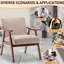 Chaise de couleur chameau pour structure principale en bois massif avec revêtement en tissu doux et attrait moderne-579982483