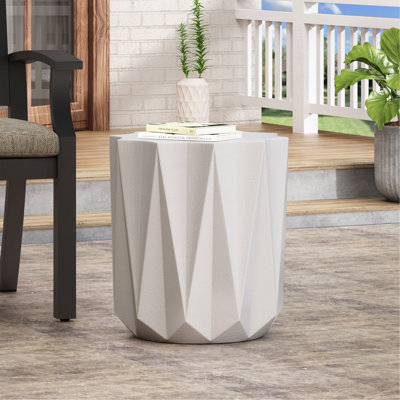 Table d'appoint d'extérieur en béton léger