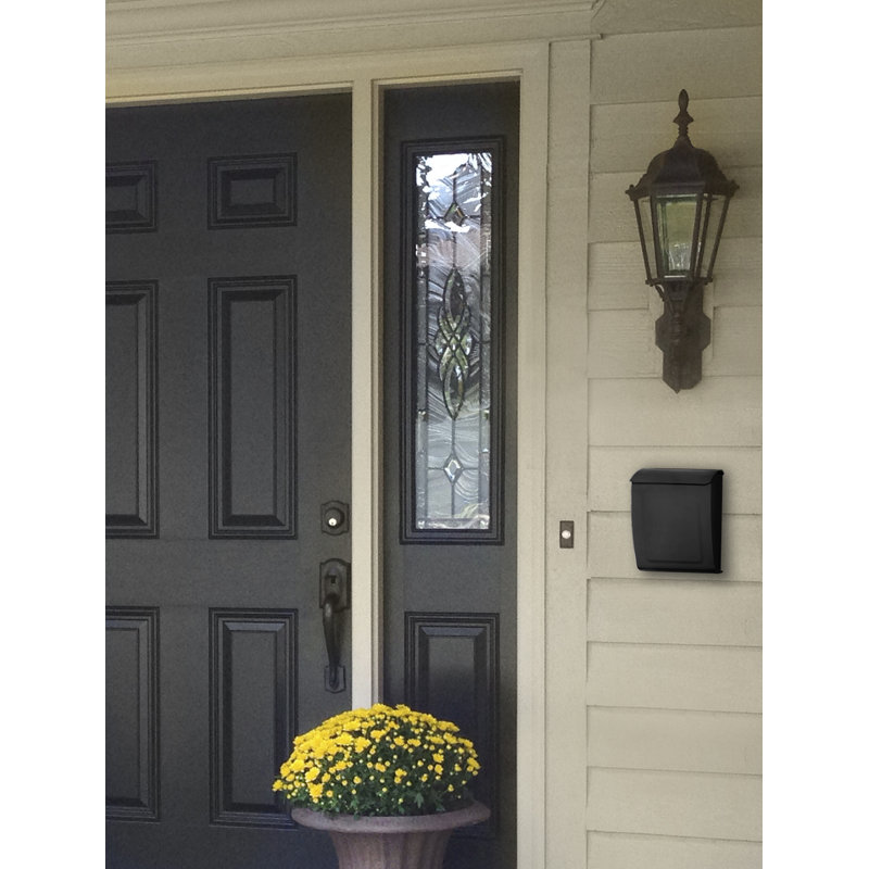 Aspen Locking Wall Mounted Mailbox, Black