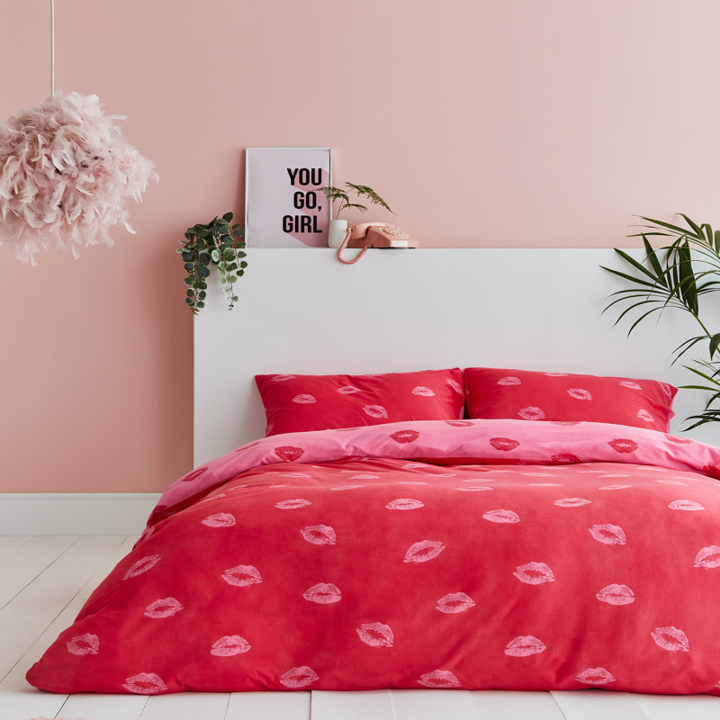 Pouting Lips Duvet Cover Set, King - 2 Standard Pillowcases