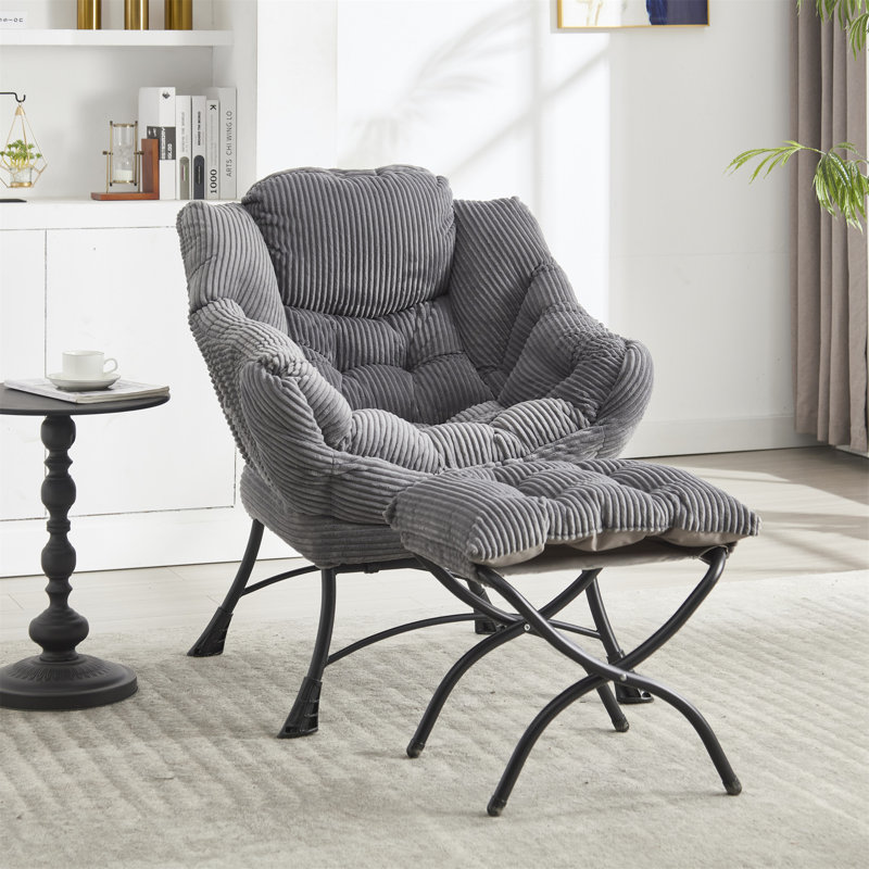 Chaise d'appoint moderne, douce et confortable avec repose-pieds, accoudoirs et poche latérale pour petits espaces