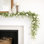 Guirlande de Noël artificielle de 6 pi avec verdure et jasmin avec feuillage mixte pour décor de mariage intérieur