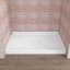 Base de douche rectangulaire en alcôve en acrylique de 42 po x P 34 po à base de douche rectangulaire à seuil simple en blanc avec bonde centrale