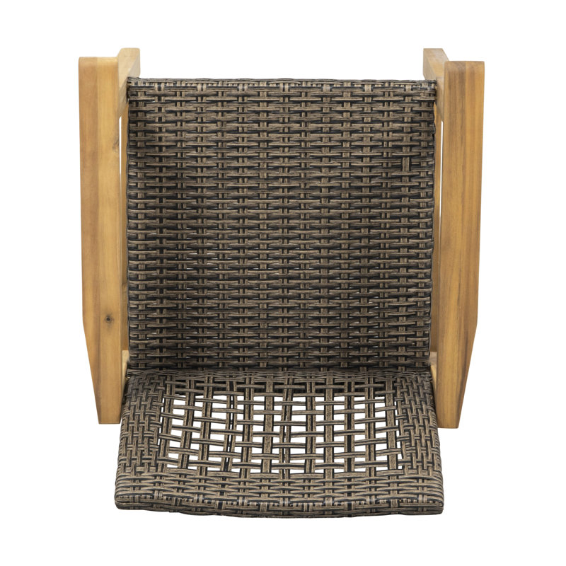 2 chaises de salle à manger en bois - Dimensions : 67 cm (largeur) x 60 cm (profondeur) x 88 cm (hauteur) - Couleur : brun - Design moderne