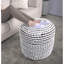 Pouf cylindrique blanc fabriqué à la main - capacité géométrique de 250 lb d'eau pour l'intérieur-918855791